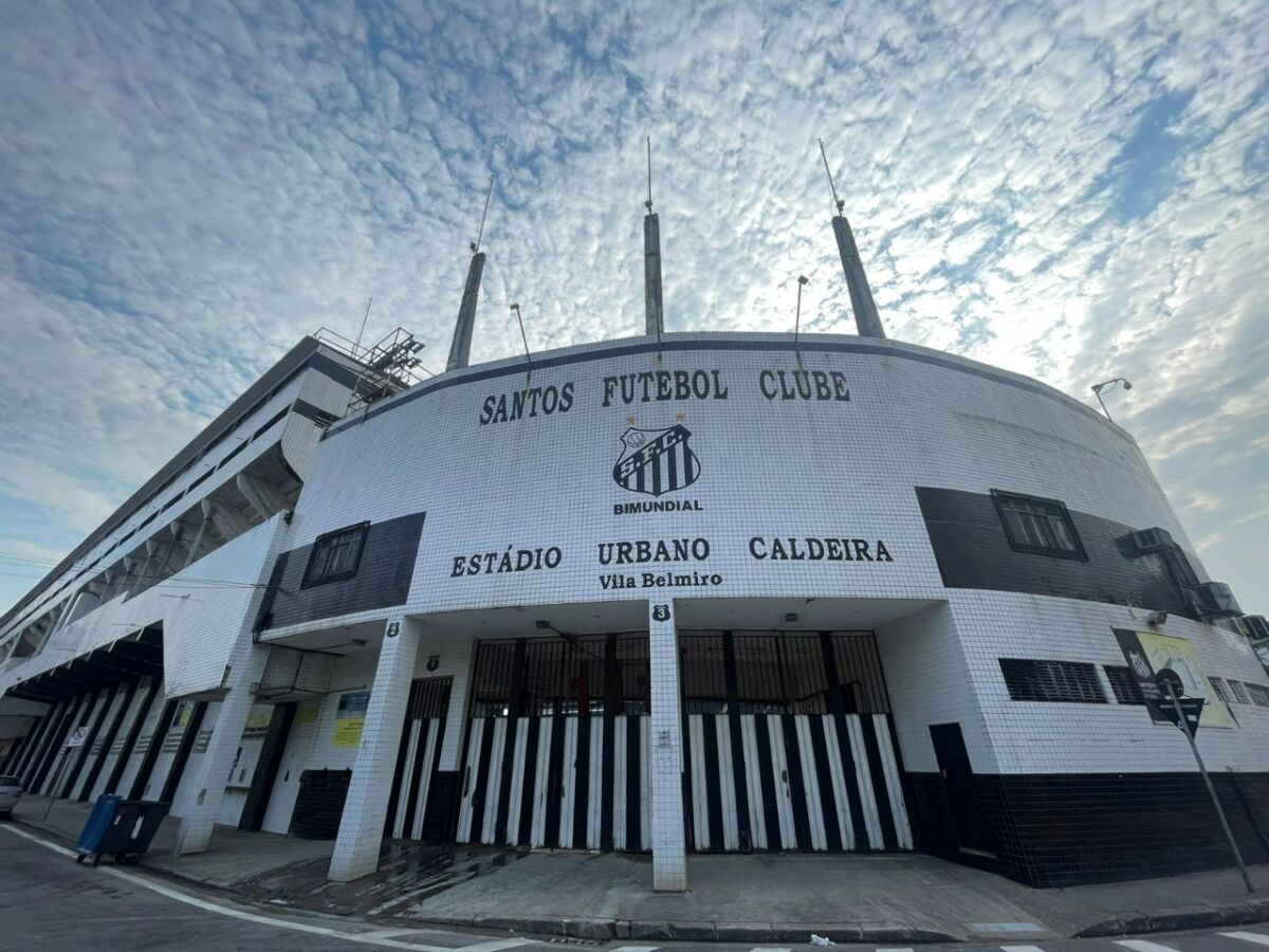 Santos pode perder pontos por dívida com a Fifa?