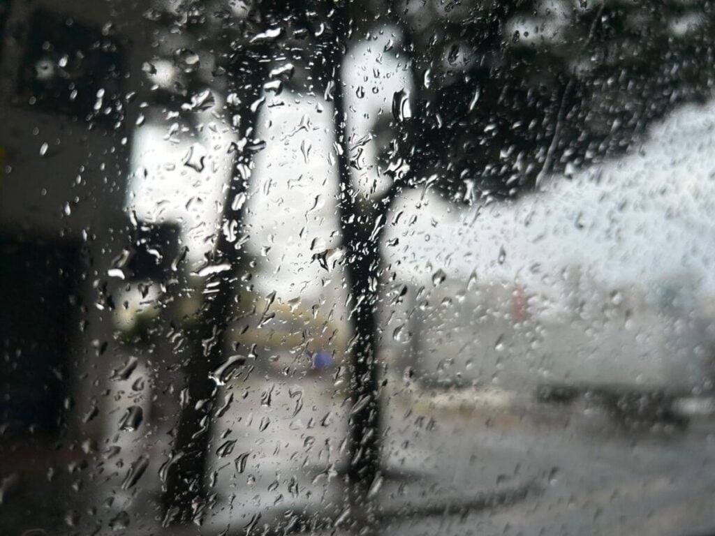 Sexta (23) terá calor e chuva em Maringá; máxima chega a 28°C