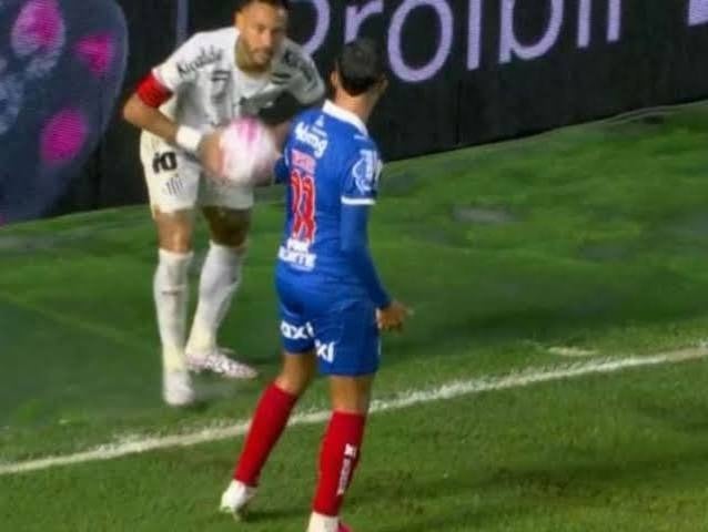 Viradas nos minutos finais mudam o cenário do Brasileirão
