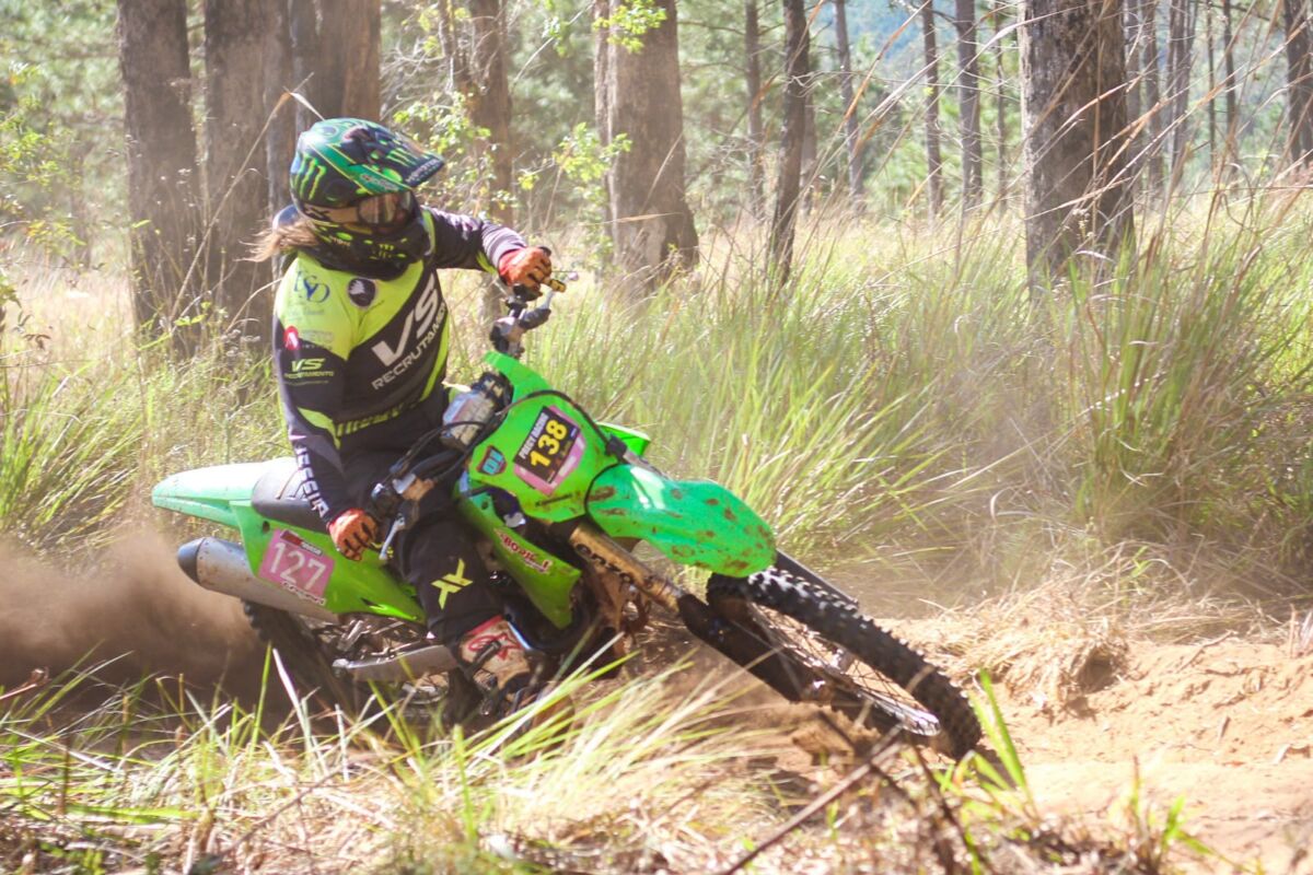 Maringaense será a primeira mulher a representar o Brasil no Moto Climb Super Series, nos EUA